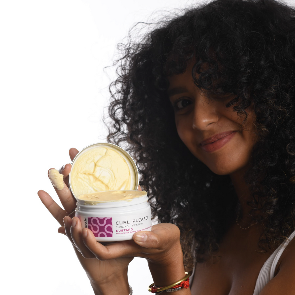 Curly best sale q custard